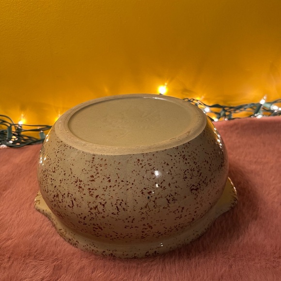 Vintage Manmouth USA POTTERY stoneware crock or soup tureen marked - Picture 6 of 8